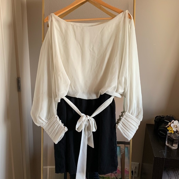 Forever 21 slit sleeve dress
